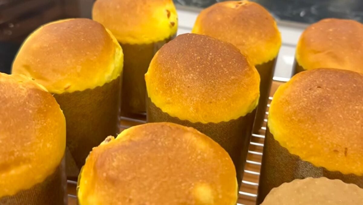 Cтаровинний рецепт "бабки" - не підводить ніколи: паска на 250 мл молока, не сохне і дуже волога