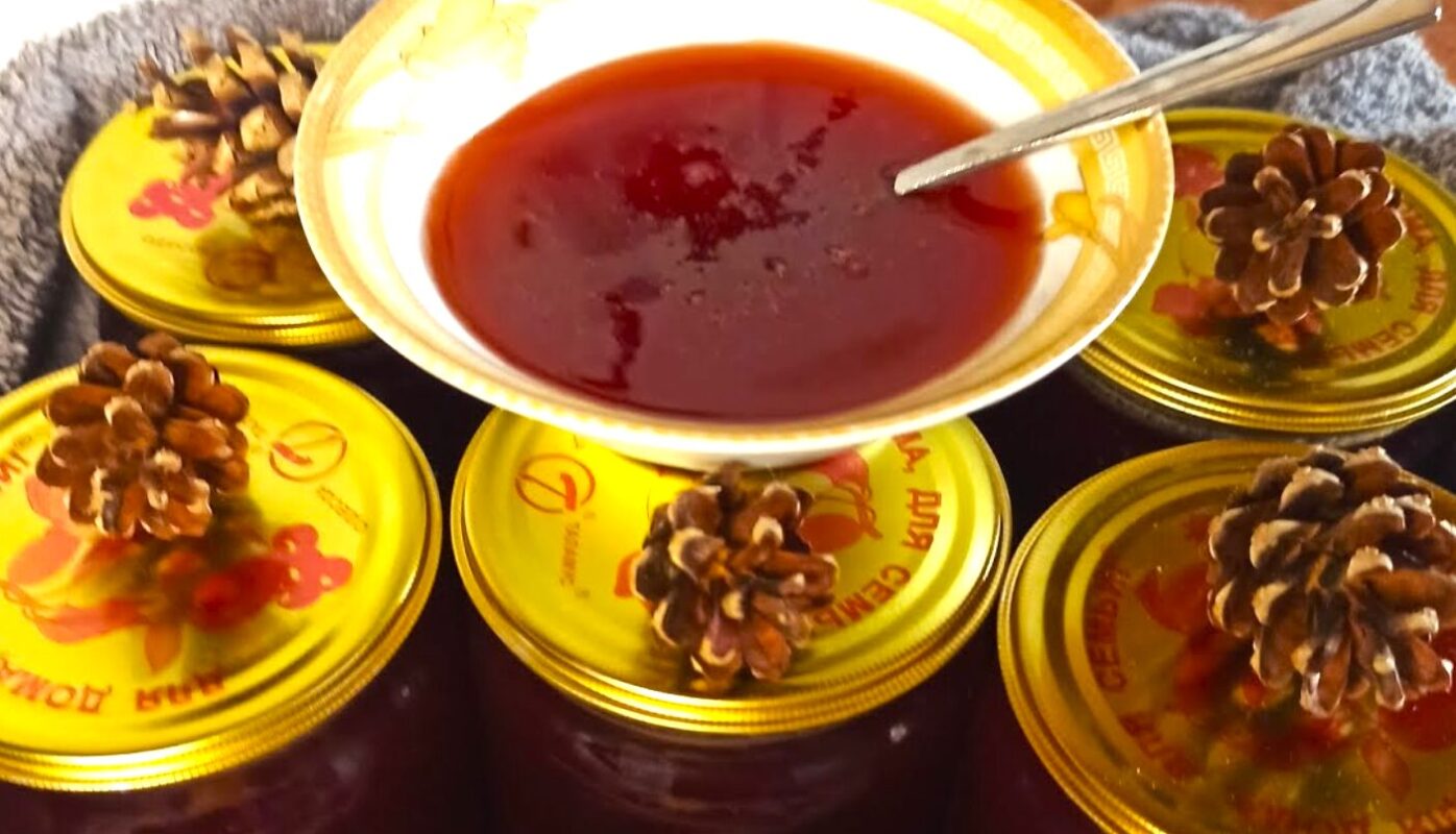 Готую роками: мед з Соснових Шишок - помічний при простуді, кашлю і дуже смачний! Не втратьте момент