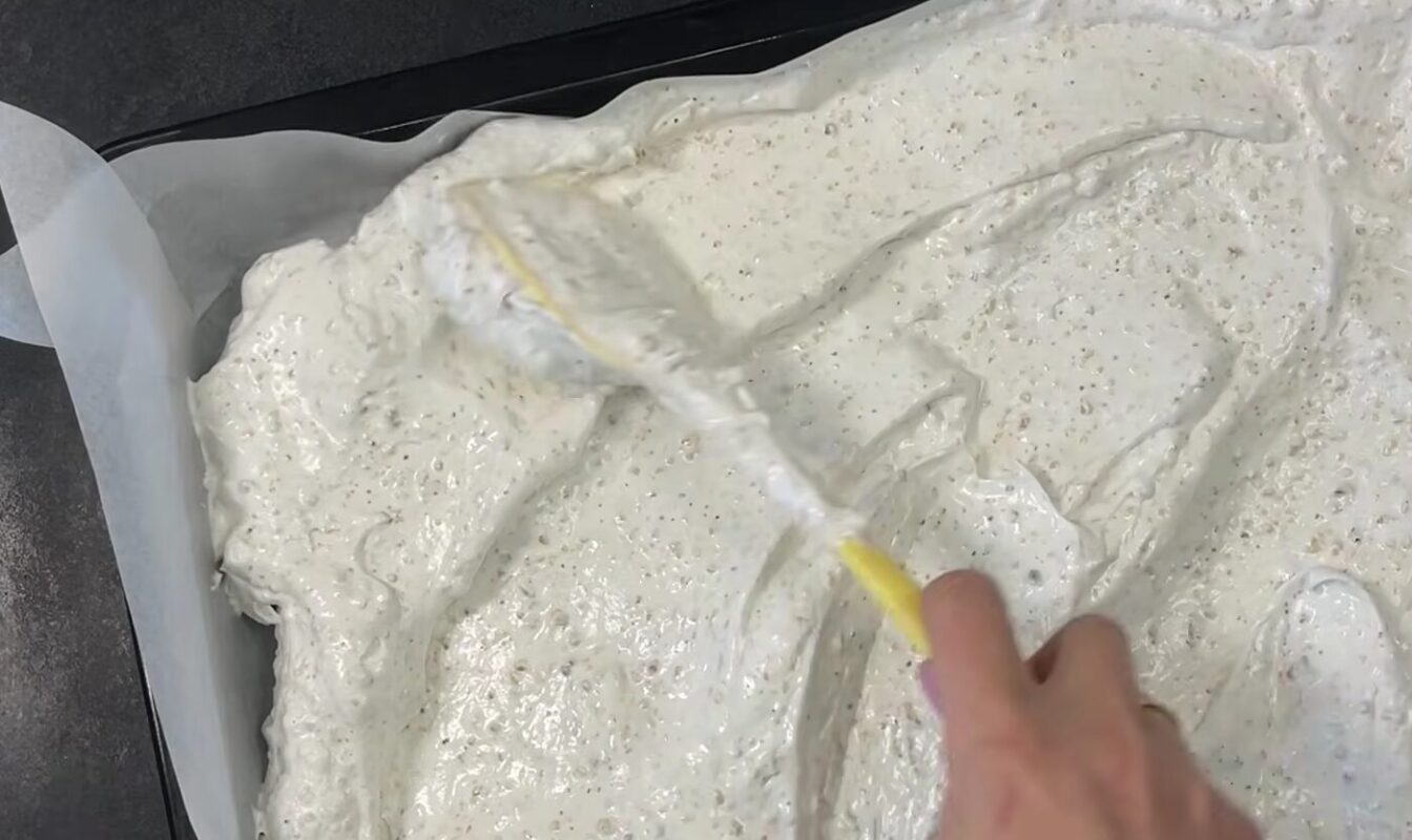 горіховий пляцок на білках