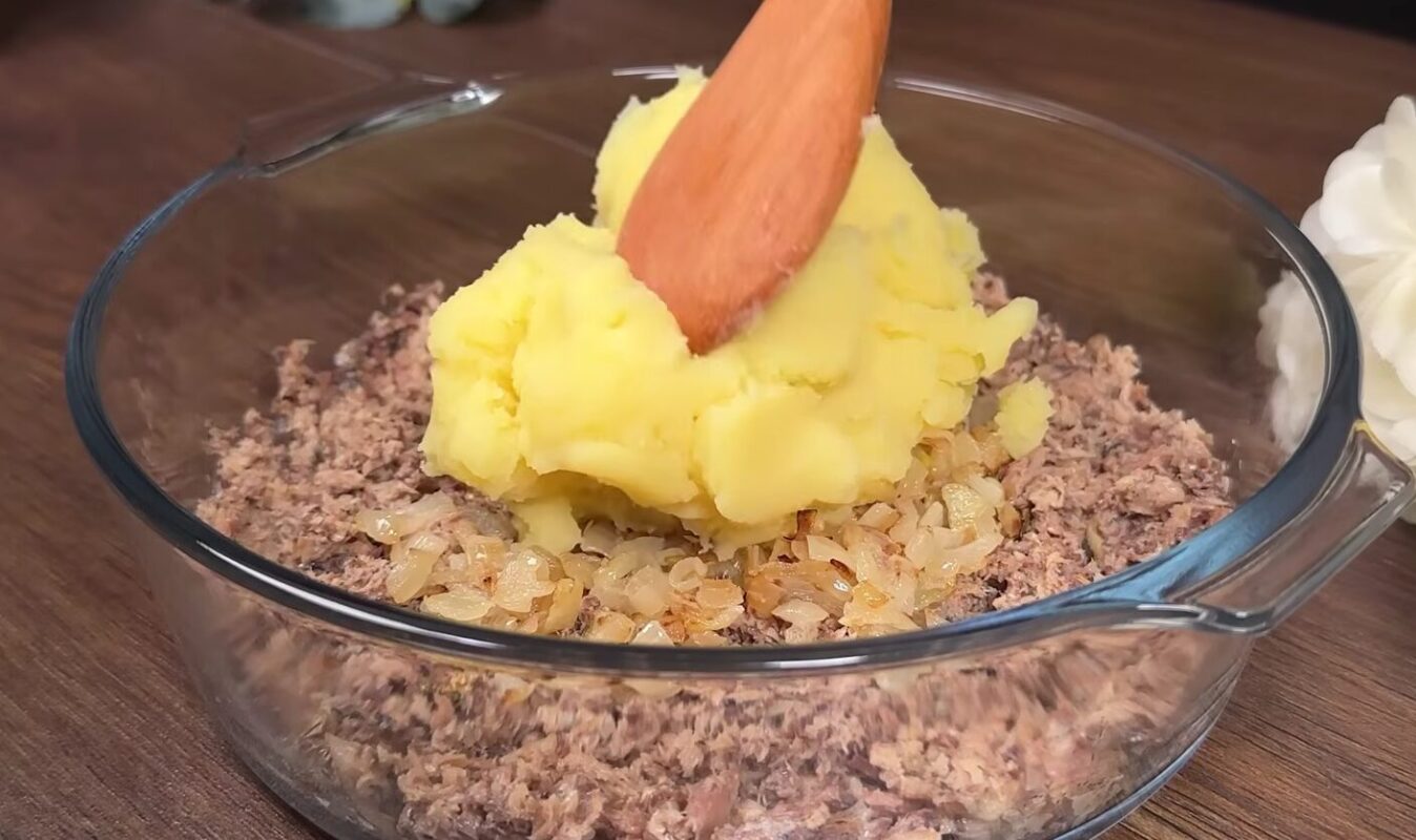 Картопляні котлети з сардиною