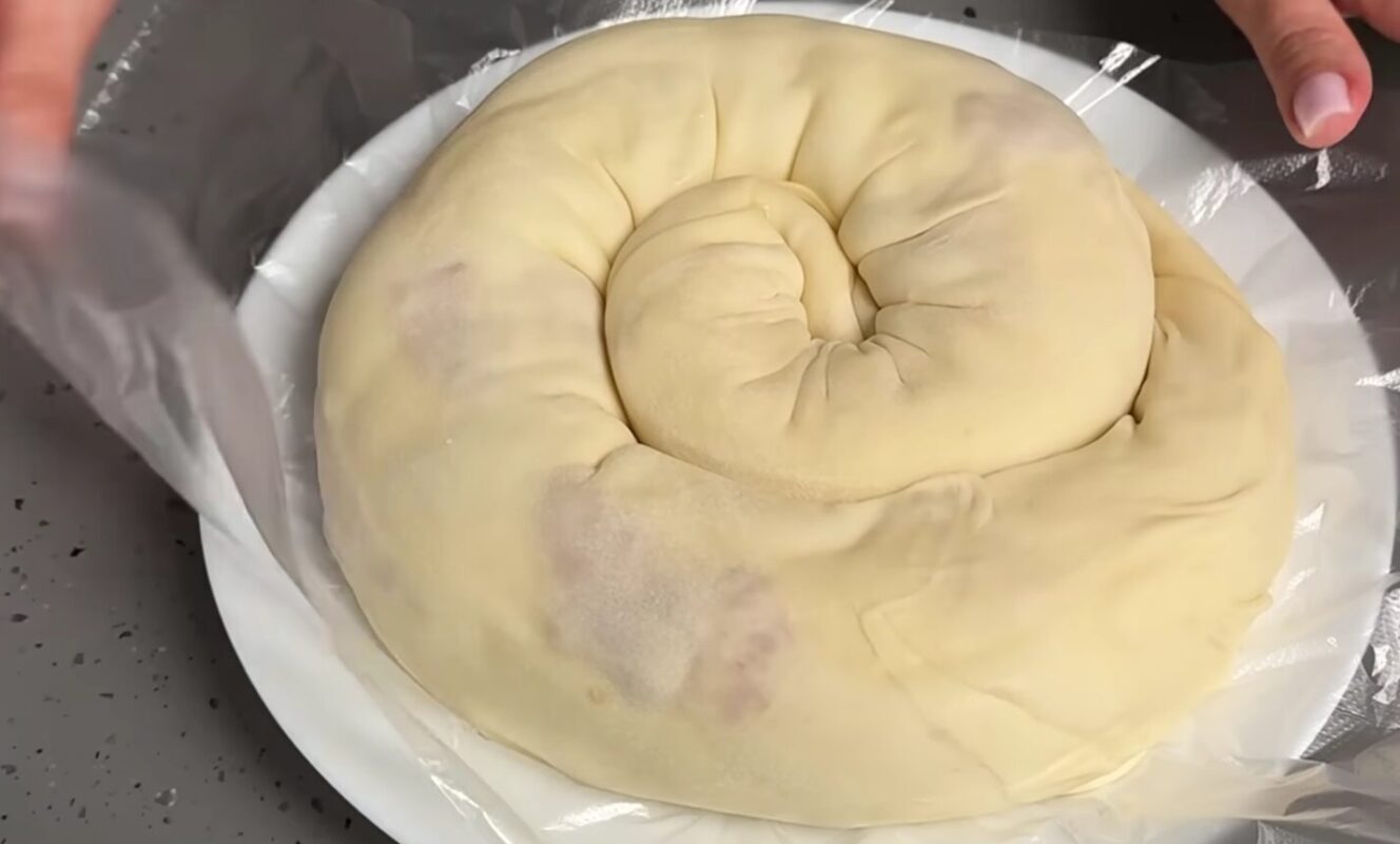 м'ясний пиріг