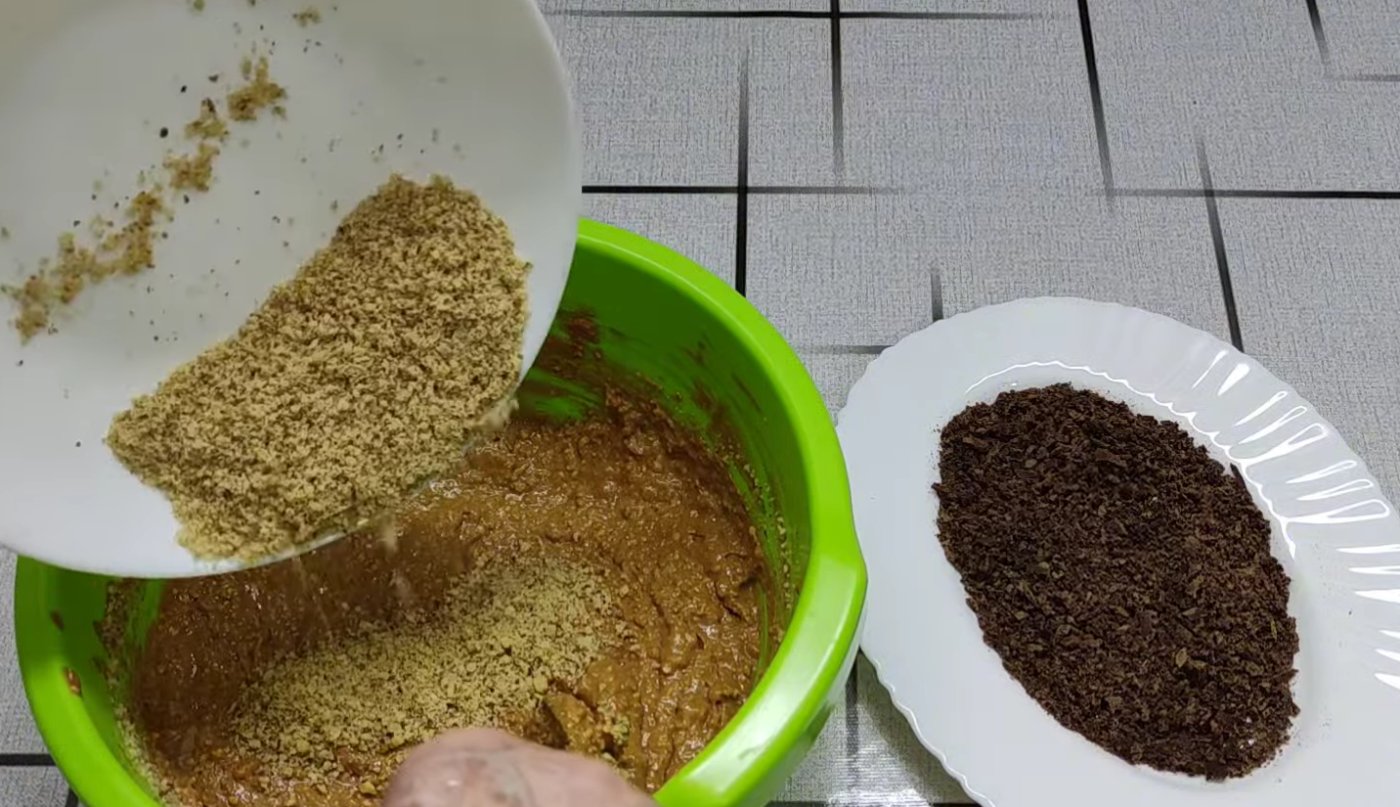 Торт з вафельних коржів з такою начинкою, виходить дуже смачний! Без випічки
