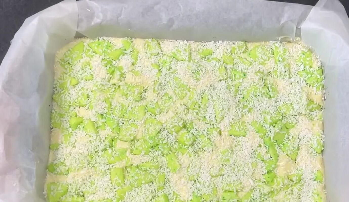 пляцок з яблуками і маком одним коржем