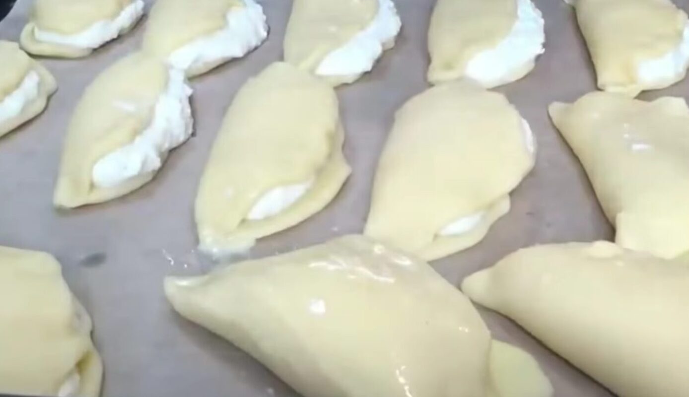 булочки з сирною начинкою