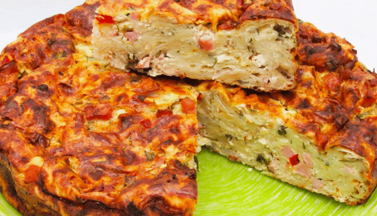 Рваний пиріг з лаваша! Дуже лінивий рецепт для працюючих жінок! Все перемішали і в духовку