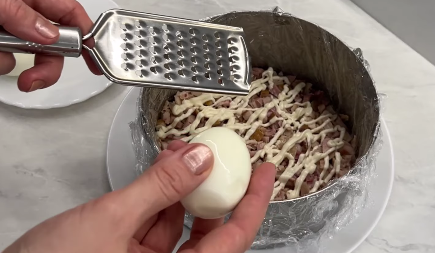 салат Кучерявий