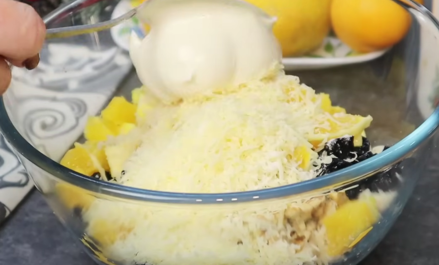 салат з куркою