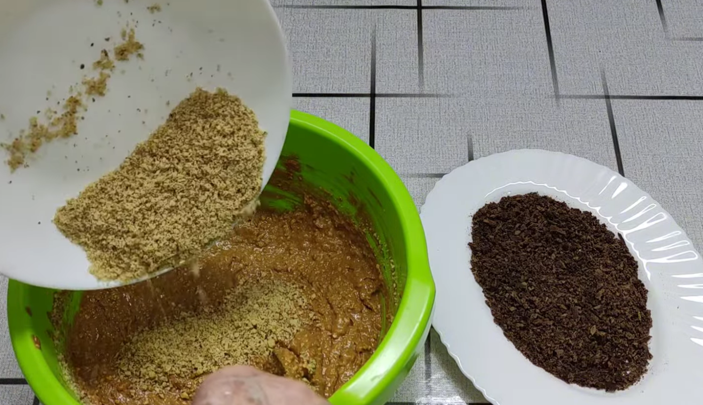 Торт з вафельних коржів з такою начинкою, виходить дуже смачний! Без випічки