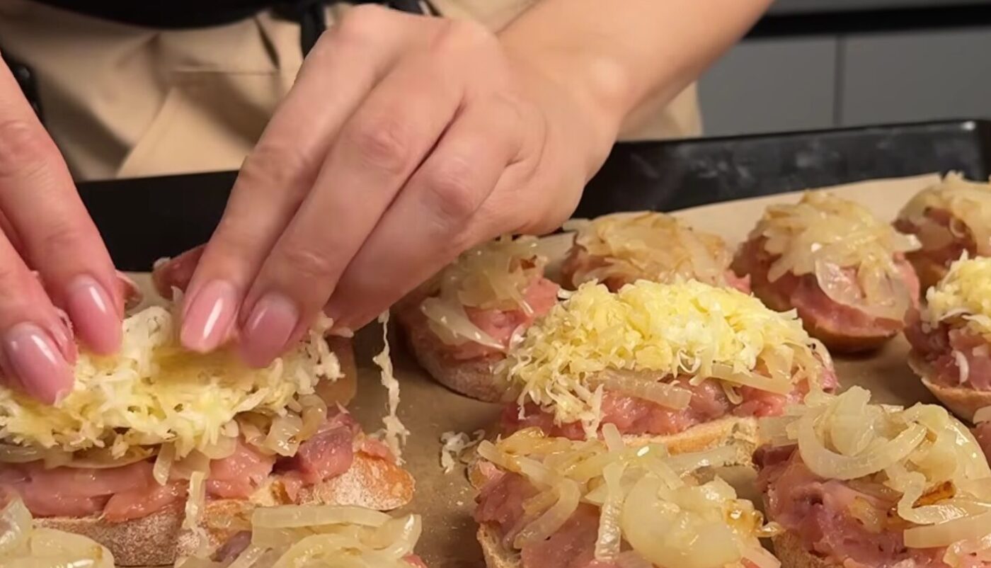 брускети з лососем
