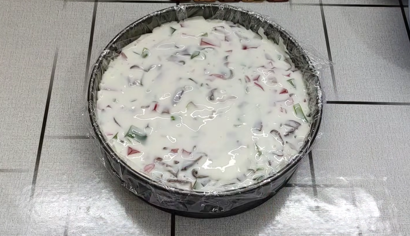 Желейний торт з млинцями
