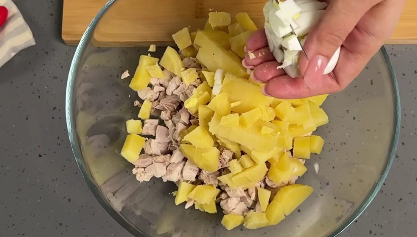 Салат "Столичний"