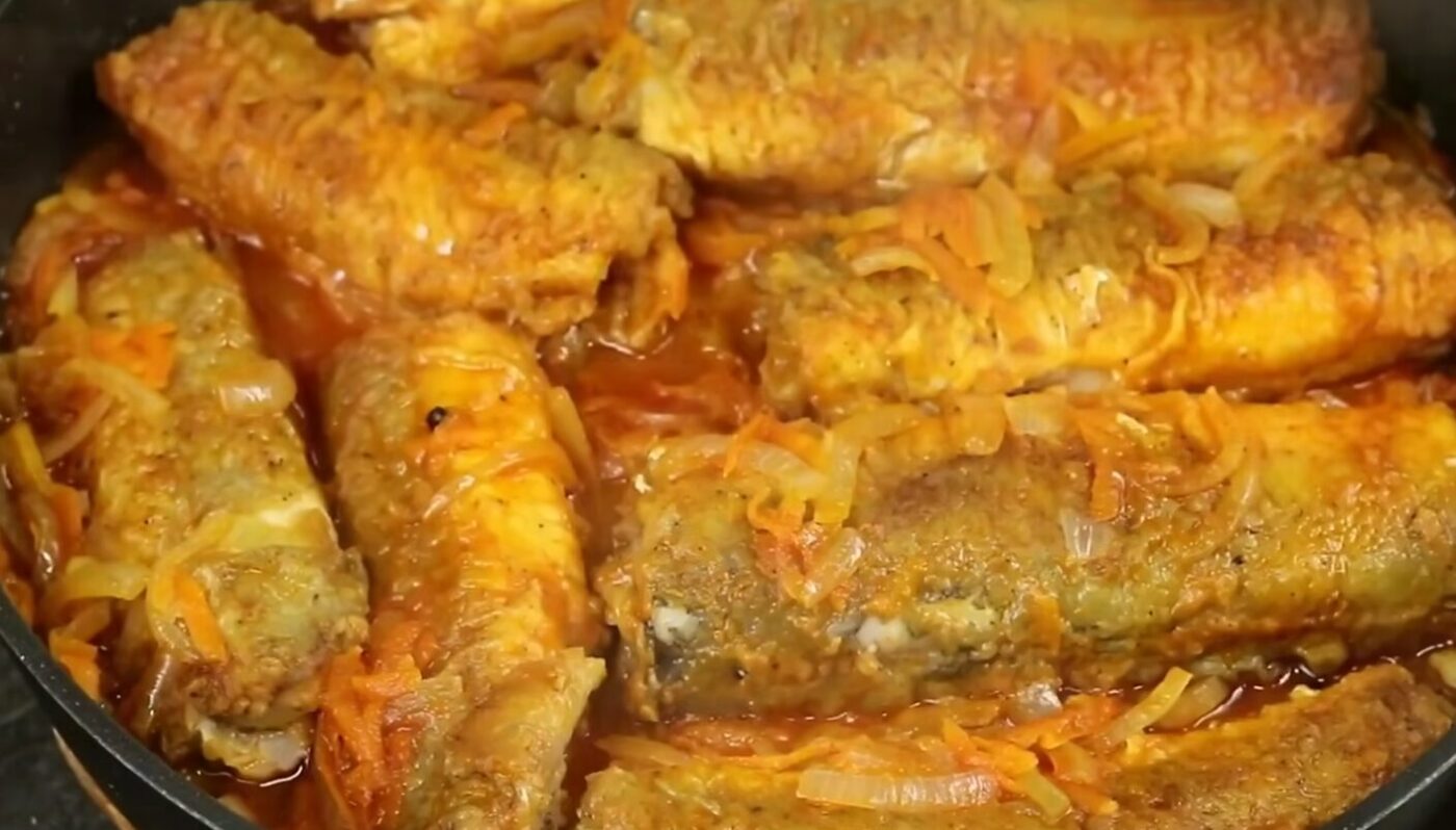смажений хек з овочами