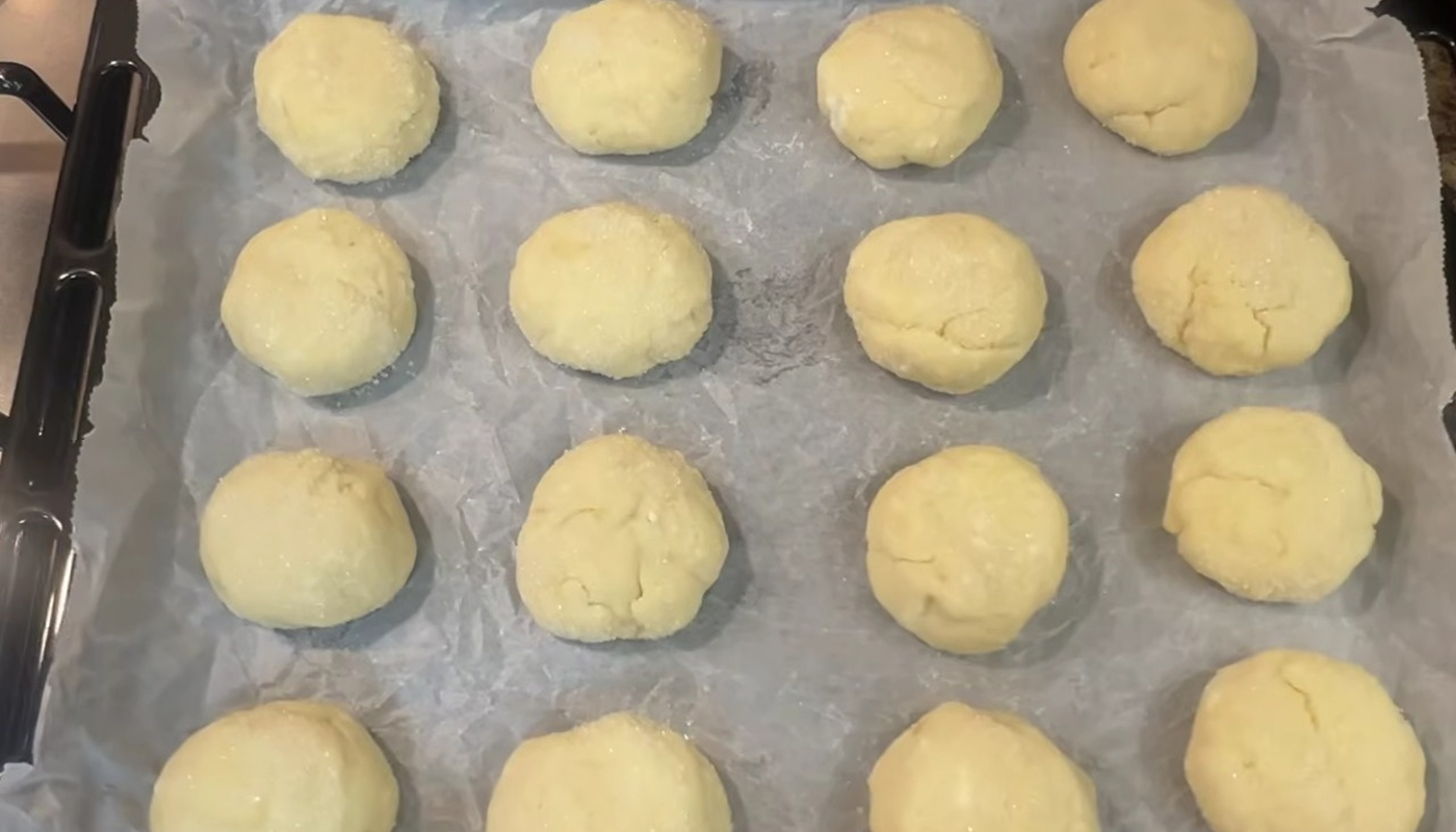 сирні булочки з яблуками