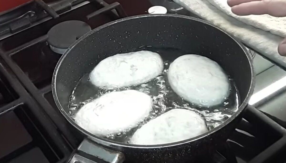 пиріжки на окропі