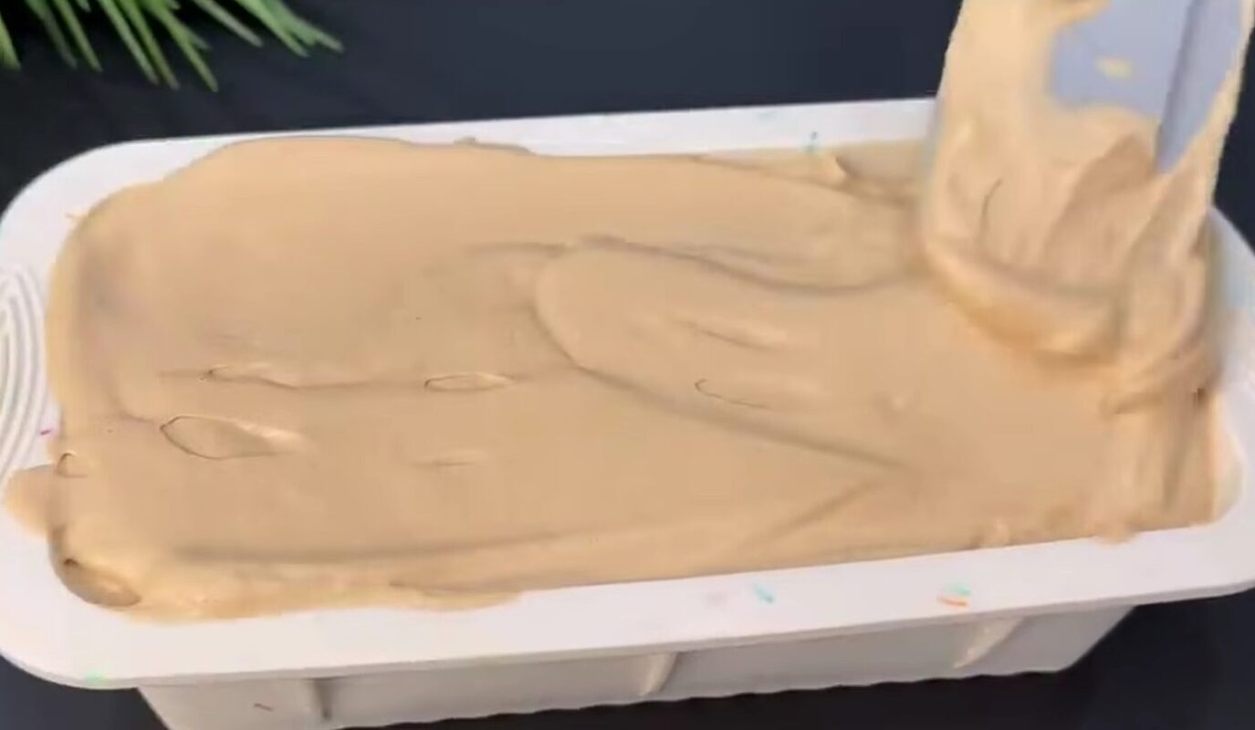домашнє морозиво з смаком кави