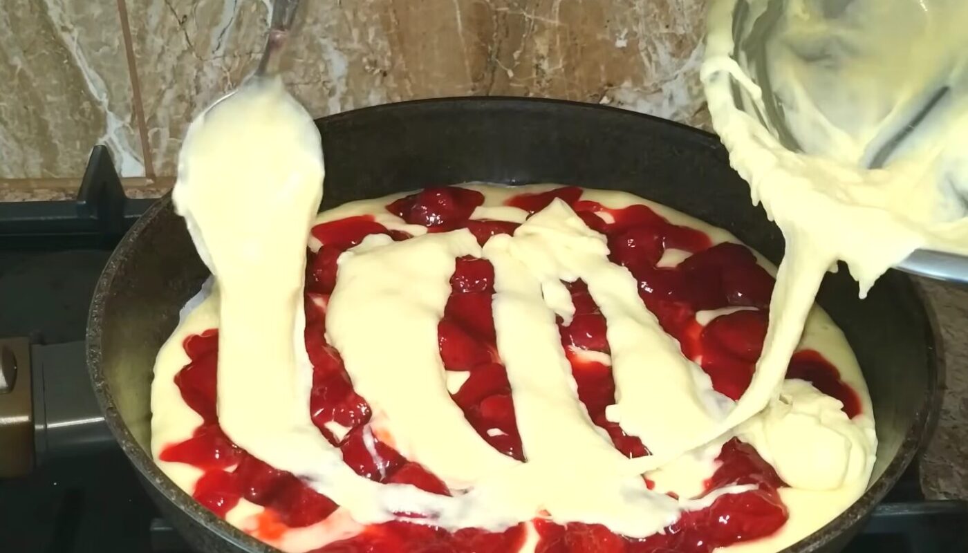 полуничний пиріг