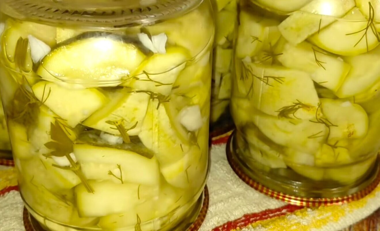 Все село просить рецепт: Кабачки "Як гриби" - закриваю по 70 банок і до весни вже нема